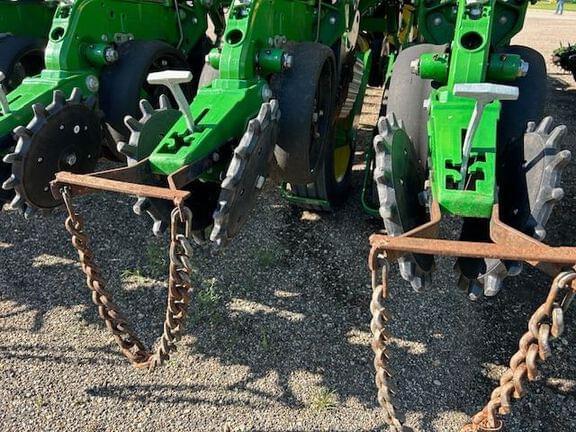 Image of John Deere 1795 equipment image 2