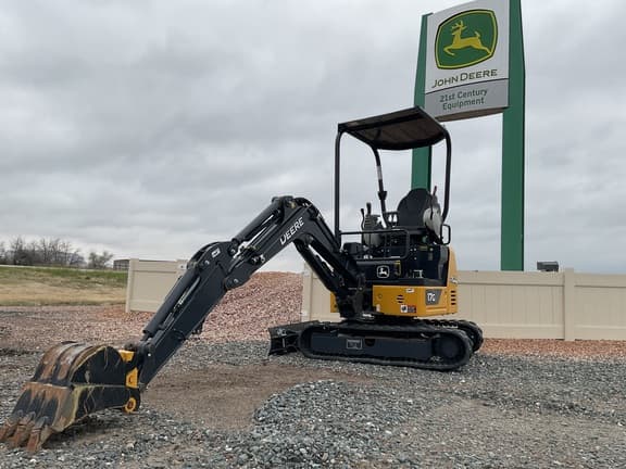 Image of John Deere 17G Primary image
