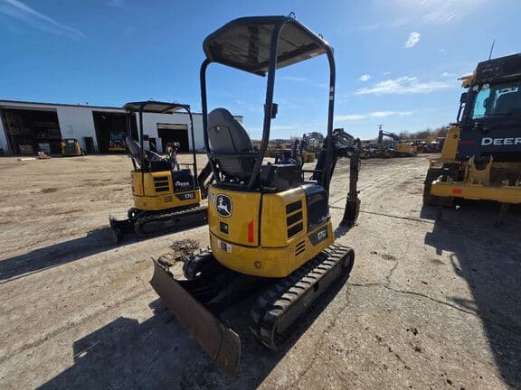 Image of John Deere 17G equipment image 3