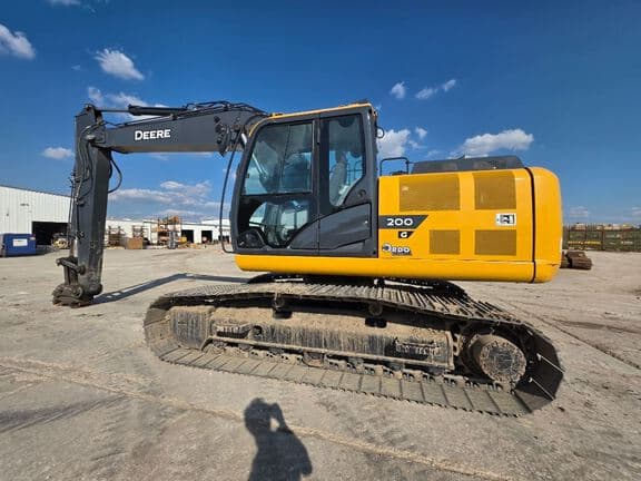 Image of John Deere 200G Primary image