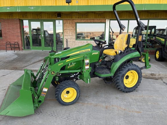 2023 John Deere 2025R Equipment Image0