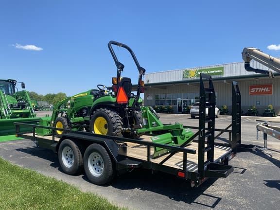 Image of John Deere 2025R equipment image 3