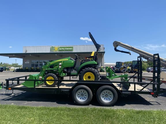 Image of John Deere 2025R equipment image 1