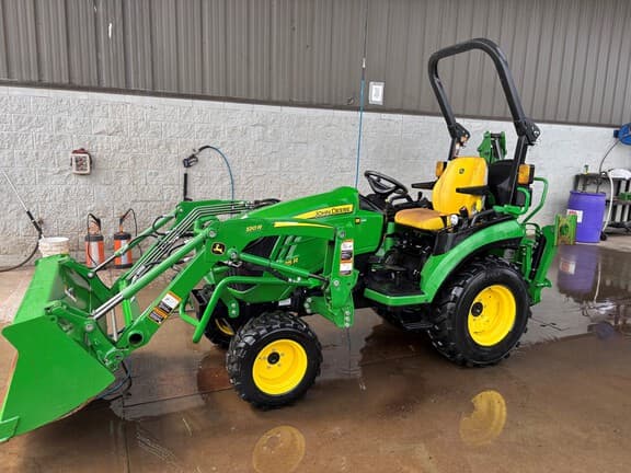 Image of John Deere 2025R Primary image
