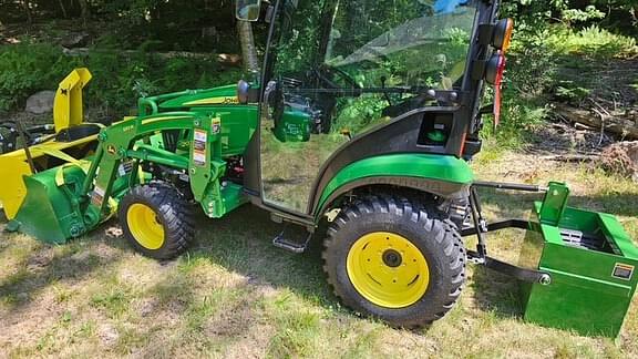 Image of John Deere 2025R equipment image 2