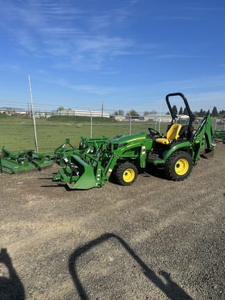 2023 John Deere 2025R Equipment Image0