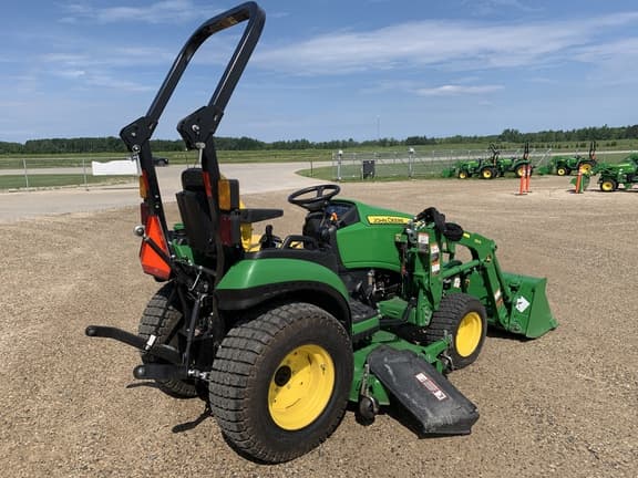 Image of John Deere 2025R equipment image 3