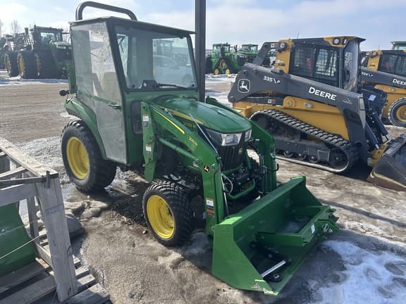 Image of John Deere 2032R Primary image