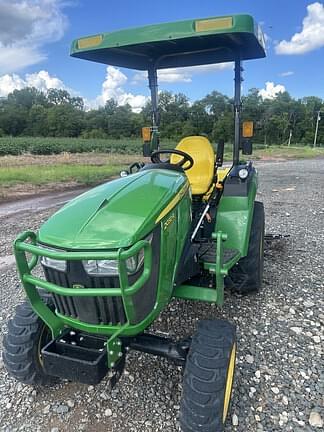 Image of John Deere 2032R Primary image