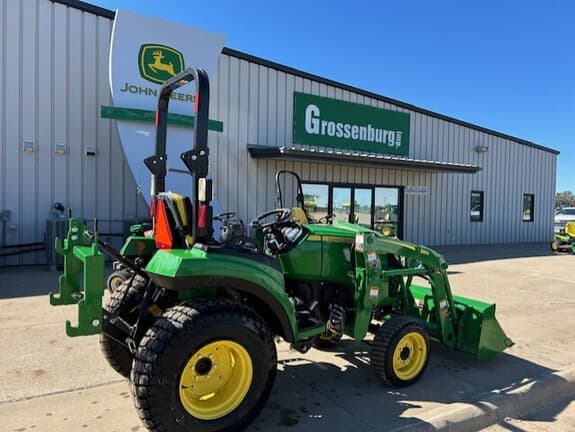 Image of John Deere 2038R equipment image 1