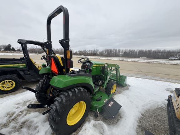 Image of John Deere 2038R equipment image 3