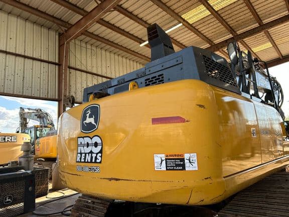 Image of John Deere 210P equipment image 1