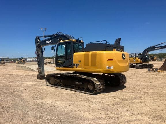 Image of John Deere 210P equipment image 1