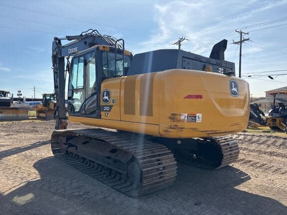 Image of John Deere 210P equipment image 2
