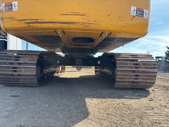 Image of John Deere 210P equipment image 4