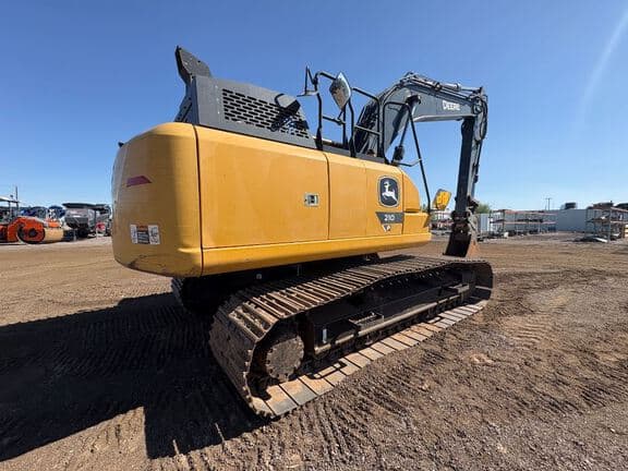 Image of John Deere 210P Primary image
