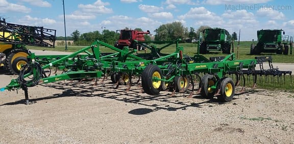 2023 John Deere 2230LL Equipment Image0