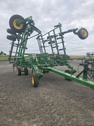2023 John Deere 2430 Equipment Image0
