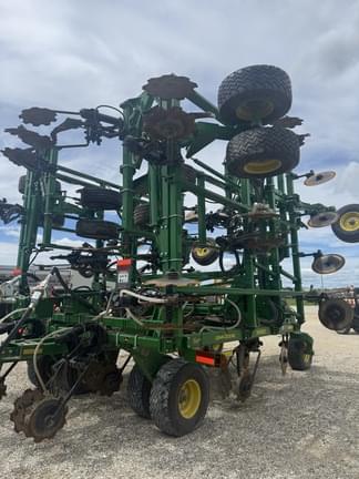 Image of John Deere 2430C equipment image 4