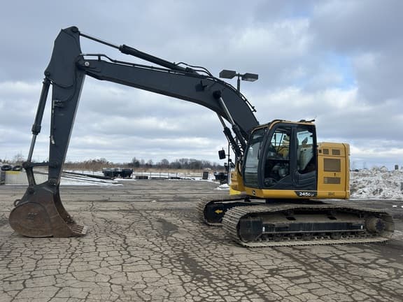 Image of John Deere 245G LC Primary image