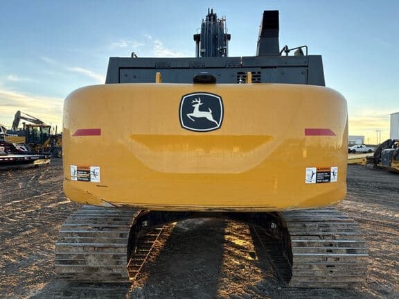 Image of John Deere 250P equipment image 3