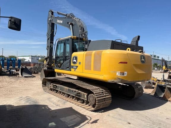 Image of John Deere 250P equipment image 2