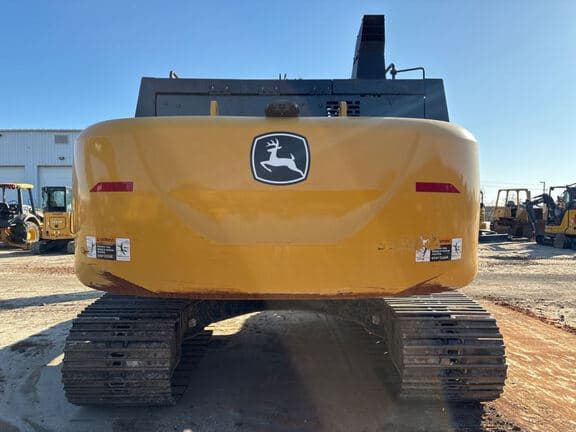 Image of John Deere 250P equipment image 3