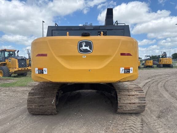 Image of John Deere 250P equipment image 3