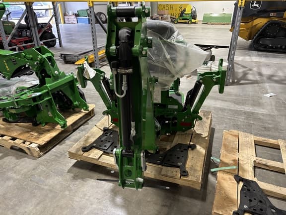 Image of John Deere 260B Primary image