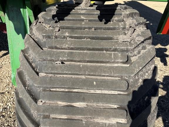 Image of John Deere 2680H equipment image 4