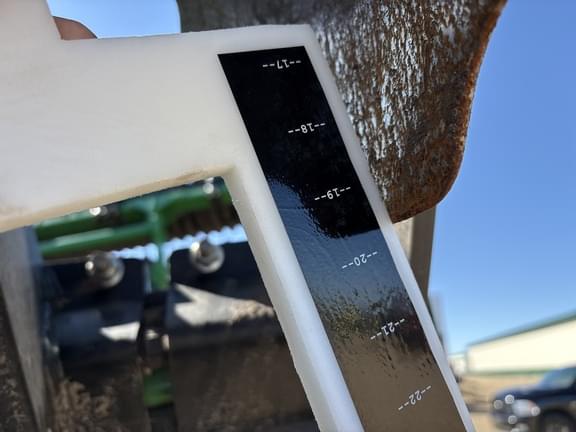 Image of John Deere 2680H equipment image 2