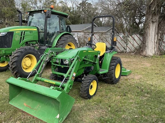 Image of John Deere 3025E equipment image 2