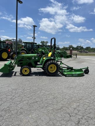 Image of John Deere 3025E equipment image 2