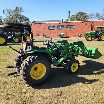 Image of John Deere 3025E equipment image 4