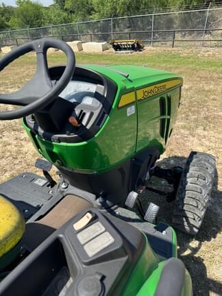 Image of John Deere 3032E equipment image 4
