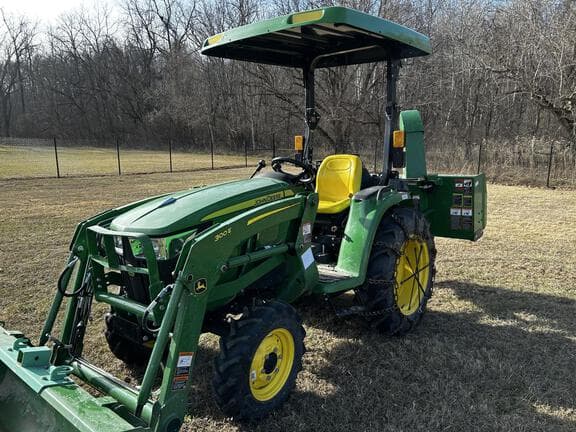 Image of John Deere 3032E equipment image 1