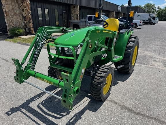 Image of John Deere 3038E equipment image 2