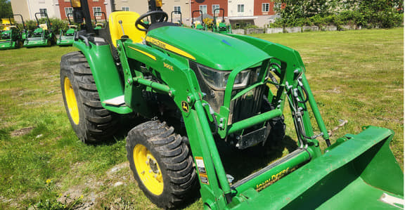 Image of John Deere 3038E equipment image 2