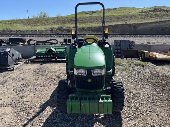 Image of John Deere 3038E equipment image 1