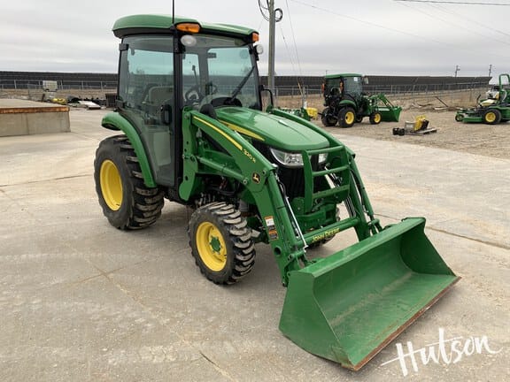 2023 John Deere 3039R Equipment Image0