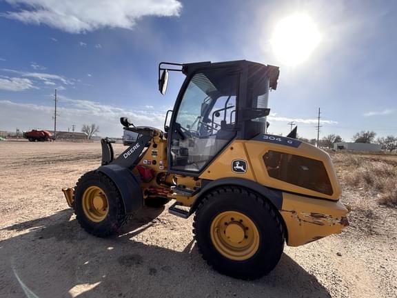 Image of John Deere 304G equipment image 2