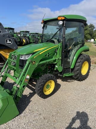 Image of John Deere 3046R Primary image