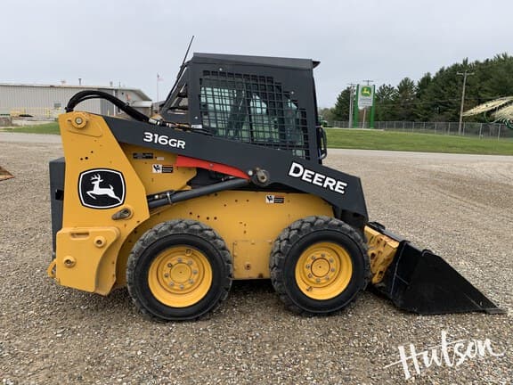 Image of John Deere 316GR equipment image 4