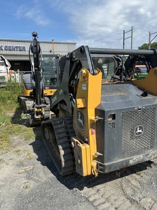 Image of John Deere 317G equipment image 3