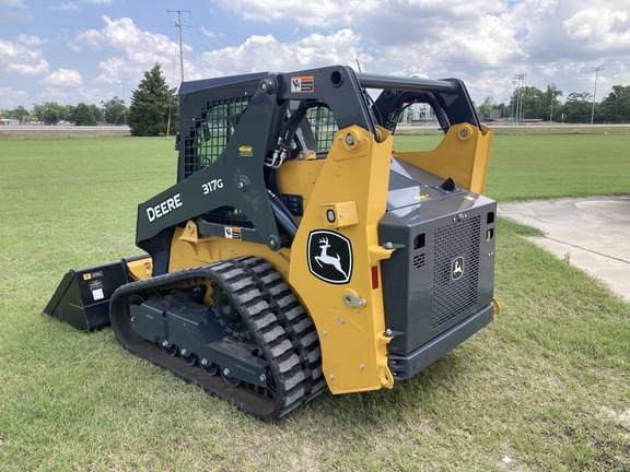 Image of John Deere 317G equipment image 3