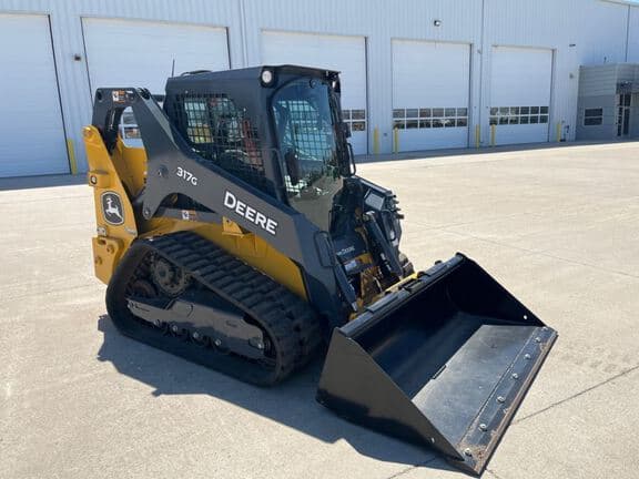 Image of John Deere 317G equipment image 1