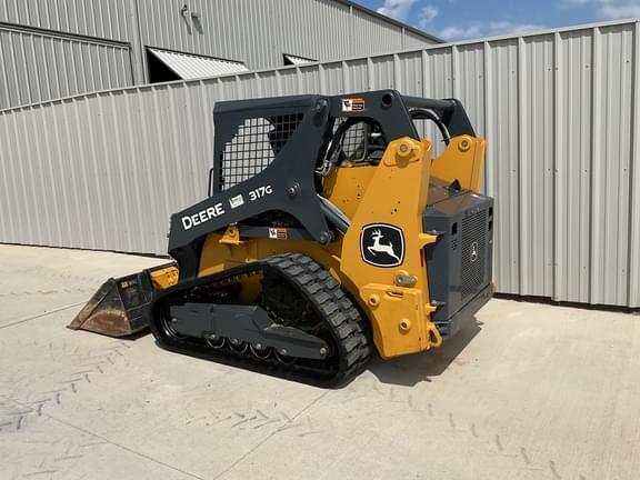 Image of John Deere 317G equipment image 2