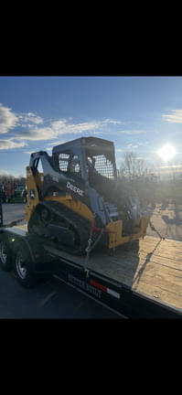 Image of John Deere 317G equipment image 1