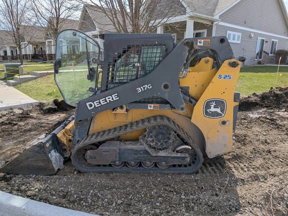 Image of John Deere 317G Primary image