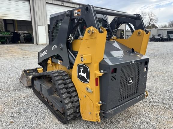 Image of John Deere 317G equipment image 1